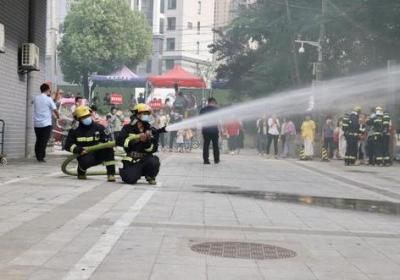 菜市场火灾事故后，如何保障商户和市民的权益？