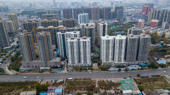 从名字就看出来了，平顶山房产网，就是一个提供房产信息的网站。不过，平顶山在不同的人心中意义不同，有人觉得它是一个好地方，有人则认为不如西安繁华、上海高大上，那么平顶山房产网真的能给这座城市带来什么吗？本文将从不同角度剖析平顶山房产网，并给出建议。,从名字就看出来了，平顶山房产网，就是一个提供房产信息的网站。不过，平顶山在不同的人心中意义不同，有人觉得它是一个好地方，有人则认为不如西安繁华、上海高大上，那么平顶山房产网真的能给这座城市带来什么吗？本文将从不同角度剖析平顶山房产网，并给出建议。,第1张