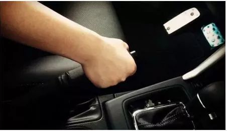 汽车零部件商教你如何判定事故车,汽车零部件商教你如何判定事故车,第3张