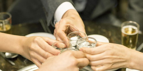 酒与情欲：探讨酒对性欲的影响,酒与情欲：探讨酒对性欲的影响,第2张