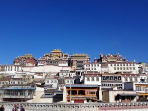 昆明市加快打造特色景区，以旅游促发展,昆明市加快打造特色景区，以旅游促发展,第1张