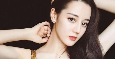 从“靓妆造型”到“无妆之美”：探究当今美女审美观的转变,从“靓妆造型”到“无妆之美”：探究当今美女审美观的转变,第3张